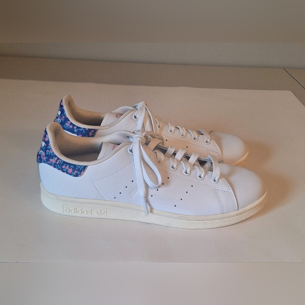 Adidas Stan Smith X Ksenia Schnaider White Floral Heel & Insole Sz 9.5 Like New